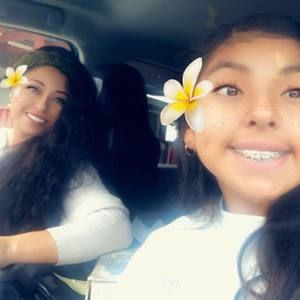 Meet your Posher, Emy